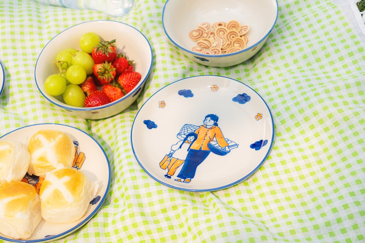 Näringsrik grönsaksröra med färska grönsaker och fullkorn